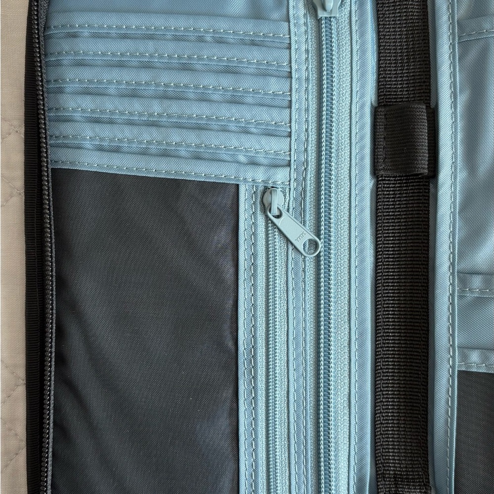 Dakine Women's Travel Sleeve Organizer in Nevada print - Picture 4 of 6